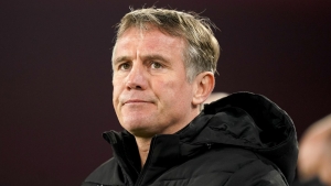 Phil Parkinson seethes at ‘nothing’ penalty as Bradford knock out Wrexham