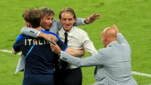 Mancini fittingly has final say as Italy outlast Austria in historic win