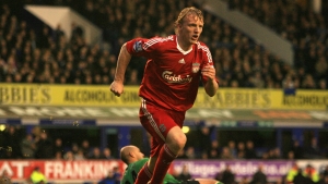 Kuyt &#039;amazed&#039; by high levels of Liverpool and Man City