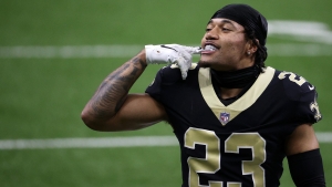 Saints star Lattimore agrees to extension but will miss time with thumb injury