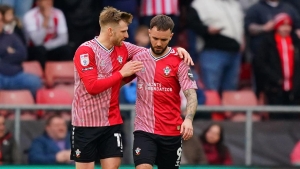 Adam Armstrong boosts Southampton promotion push as Sunderland woes continue