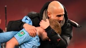 De Bruyne has the world in his hands - Guardiola delight at star&#039;s new deal
