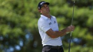 Steele posts lowest round of PGA Tour career to lead Sony Open