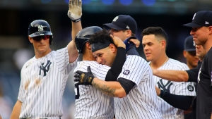 Yankees fight back to win, Giants lock in playoff spot, Guerrero overtakes Ohtani