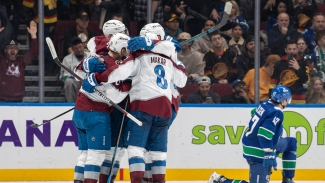 NHL: Avalanche rally from 3 down, beat Canucks in OT for 5th straight win