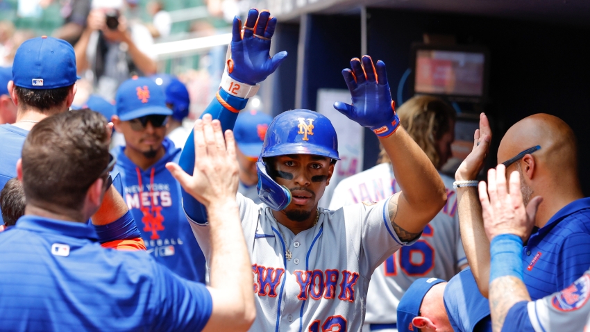 Lindor blasts home run as Mets win NL showdown against Braves, Orioles win 10th straight
