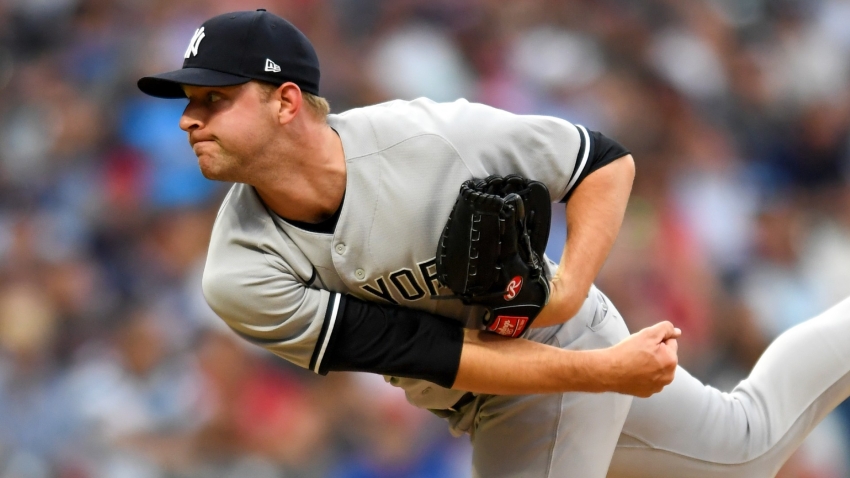 Yankees reliever King suffers broken elbow, likely out for season