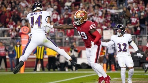 Lamar Jackson, Ravens pull away from 49ers in matchup of top seeds