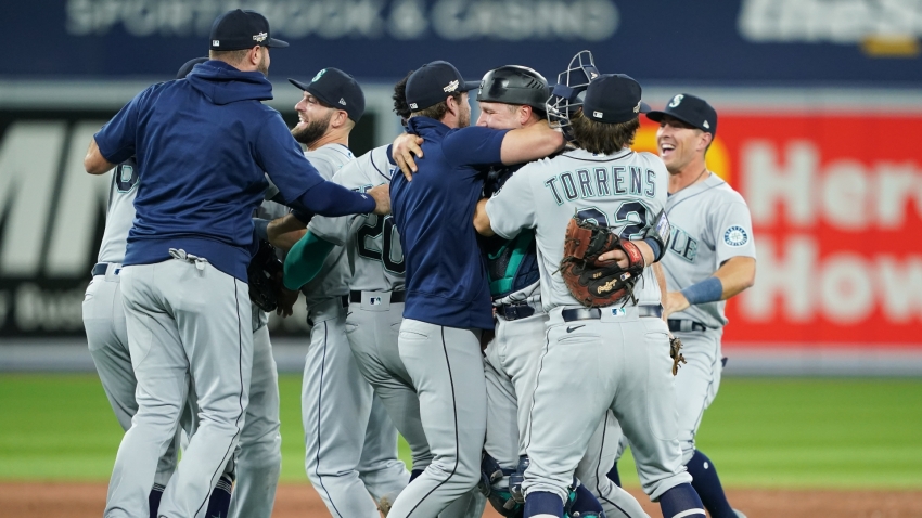 Mariners advance after second largest comeback in playoff history, Pujols and Cardinals bow out
