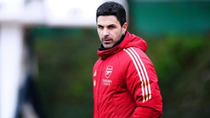 Mikel Arteta wants leaders Arsenal to treat trip to Man City as a home fixture