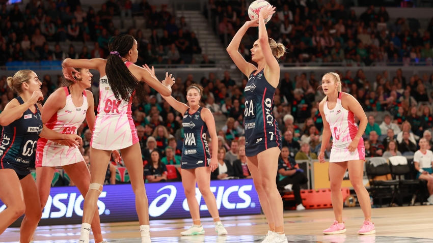 Jamaica's Sterling-Humphrey et al on the losing end of two thrilling Suncorp Super Netball encounters