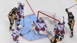 Gallant defends hooking Shesterkin in Rangers loss as Penguins go 2-1 up
