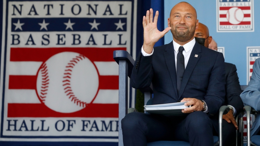 Yankees great Jeter inducted into Hall of Fame in front of Jordan and Ewing