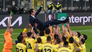 Emery makes history with Europa League title as Villarreal conquer Man Utd