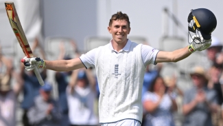 Crawley form &#039;a revelation&#039; in Ashes, says England great Gower