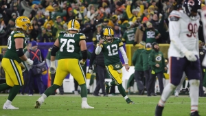 Aaron Rodgers back to MVP levels but little toe injury looms large
