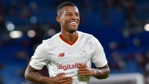 Wijnaldum joins Roma training camp after missing World Cup with broken leg