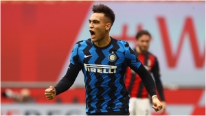 Milan 0-3 Inter: Martinez and Lukaku help Nerazzurri seize control in title race
