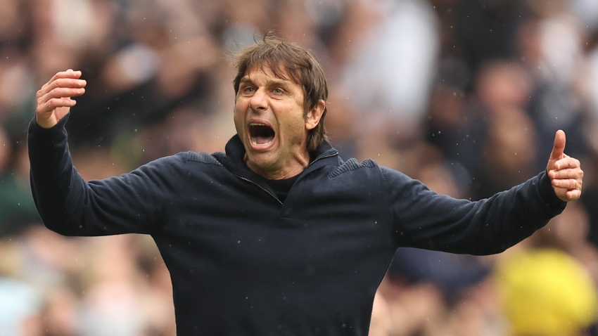 Conte a &#039;big pull&#039; for Tottenham in the transfer market, says Friedel