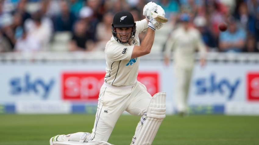 New Zealand fight back brilliantly after Iyer&#039;s debut century
