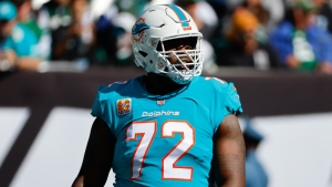 Dolphins&#039; Terron Armstead suffers pectoral injury against Texans