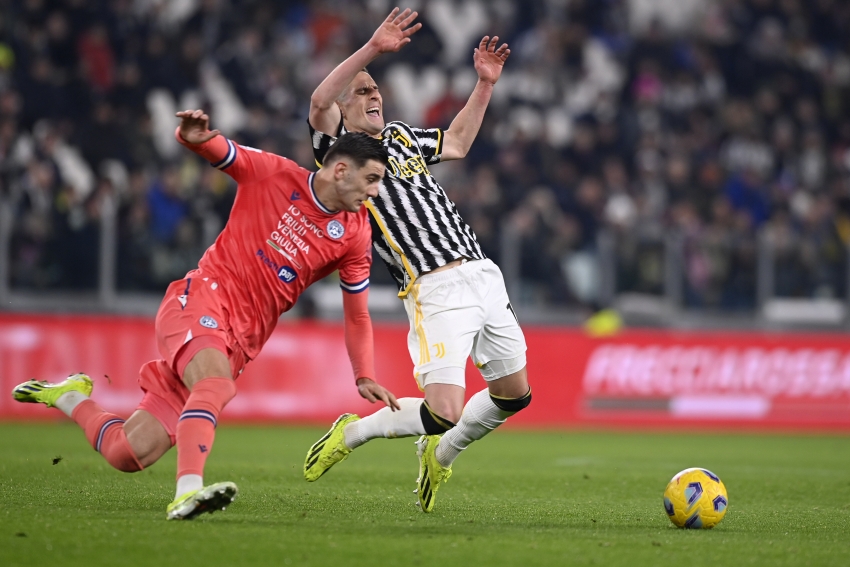 Juventus’ title hopes take a hit with defeat at home to Udinese