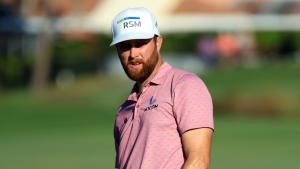 Kirk holds two-shot lead at Honda Classic