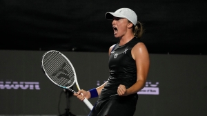 China Open: Coco Gauff clinches opener; Elena Rybakina breezes