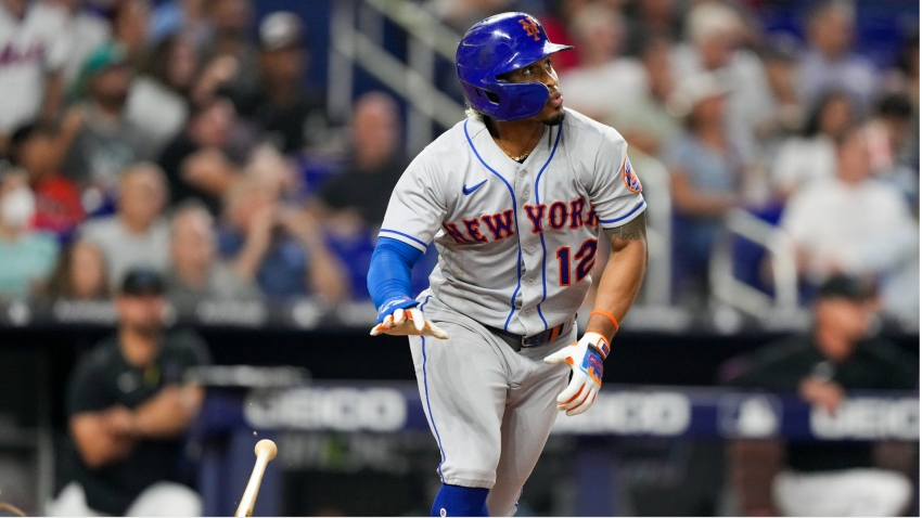 Lindor&#039;s big night carries the Mets past Alcantara and the Marlins, Astros end Yankees home streak