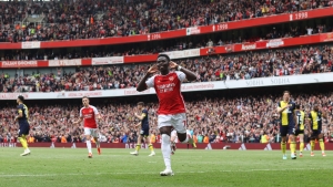Arsenal 3-0 Bournemouth: Gunners put pressure back on Man City in title race
