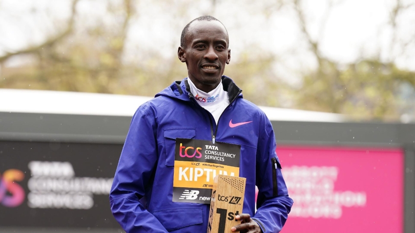 World marathon record holder Kelvin Kiptum dies in accident in Kenya