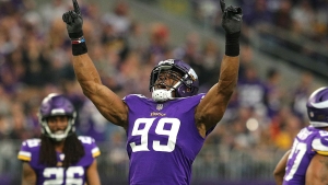 Minnesota Vikings, pass rusher Danielle Hunter reportedly agree to new contract for 2023