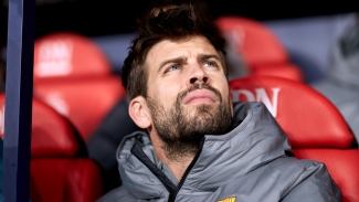 Pique&#039;s career ends with red card on the bench