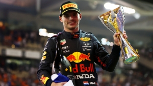 Verstappen signs new Red Bull contract until the end of 2028