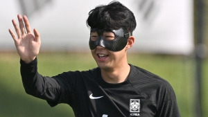 Masked baller Son Heung-min &#039;doesn&#039;t worry&#039; Uruguay World Cup keeper
