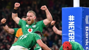 Ireland 13-10 Australia: Hosts beat Wallabies despite Sexton absence