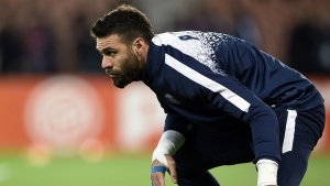 Napoli announce Sirigu signing as Italy goalkeeper joins on free transfer