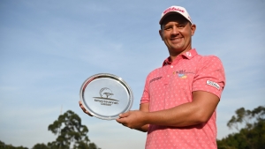 Van Tonder survives play-off for first victory after Harding cools in Kenya