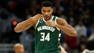 Giannis dominates Nets as Nash ejected for first time, LeBron&#039;s Lakers slump to 0-4 start
