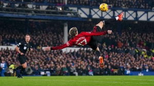 Stunning Alejandro Garnacho goal inspires Manchester United to win over Everton