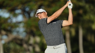 Spieth shares lead at six under after opening round of Sony Open in Hawaii