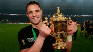 Dan Carter hailed as an &#039;icon&#039; and one of the greats after announcing retirement
