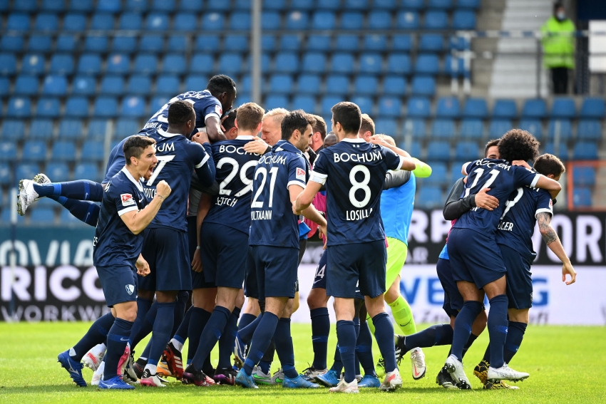 Bochum and Greuther seal Bundesliga spots, Kiel into play-off