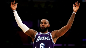 LeBron James proud of Lakers scoring streak after downing Trail Blazers