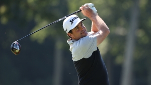 Keegan Bradley putts his way to first round lead at the BMW Championship