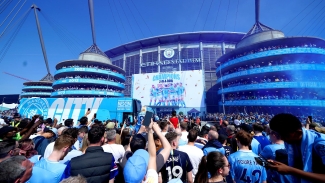 Champions Manchester City given rapturous reception ahead of Chelsea match