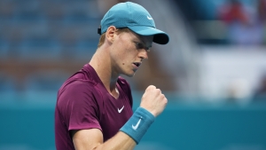 Sinner advances to maintain excellent Miami Open form, evening session cancelled due to rain