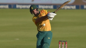 Proteas cruise past Pakistan total to draw level in T20 series