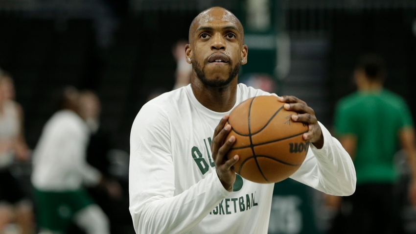 Khris Middleton sidelined until at least the second round with knee injury