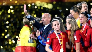 Luis Rubiales resigns as Spanish FA president over Jenni Hermoso kiss